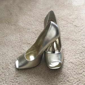 Bcbg gold heels